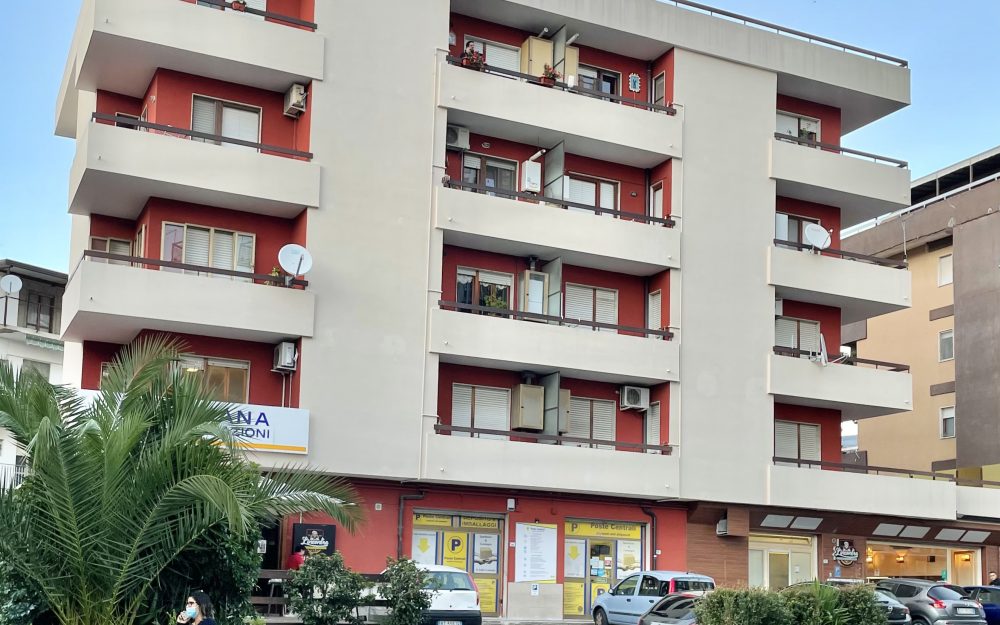 MANSARDA – VIA LUIGI SARRO – TRAV. VIA MARCONI
