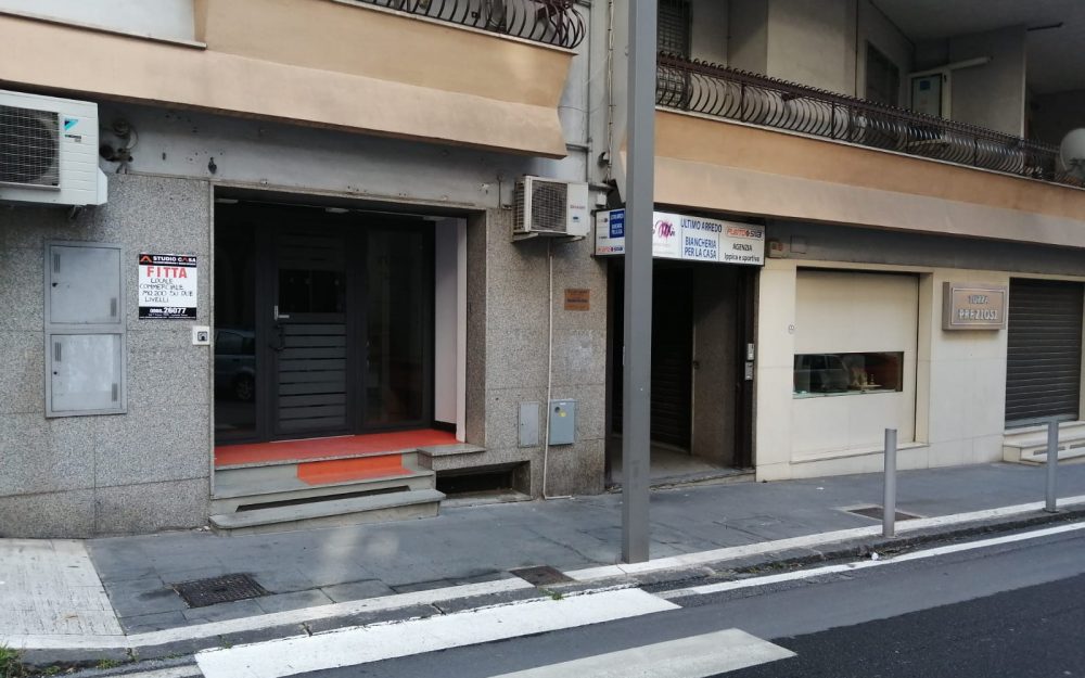 LOCALE COMMERCIALE – VIA XX SETTEMBRE/VIA COLELLI-NICASTRO