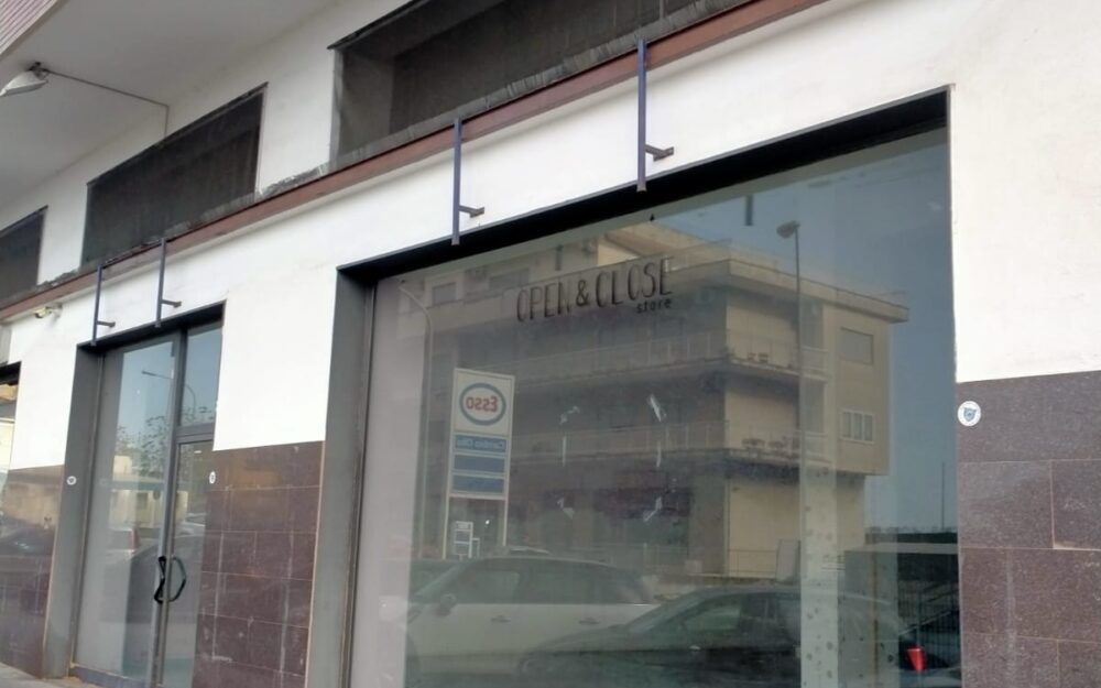 LOCALE COMMERCIALE – VIA TIMAVO