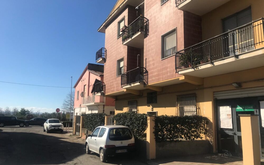 APPARTAMENTO-VIA DEL MARE