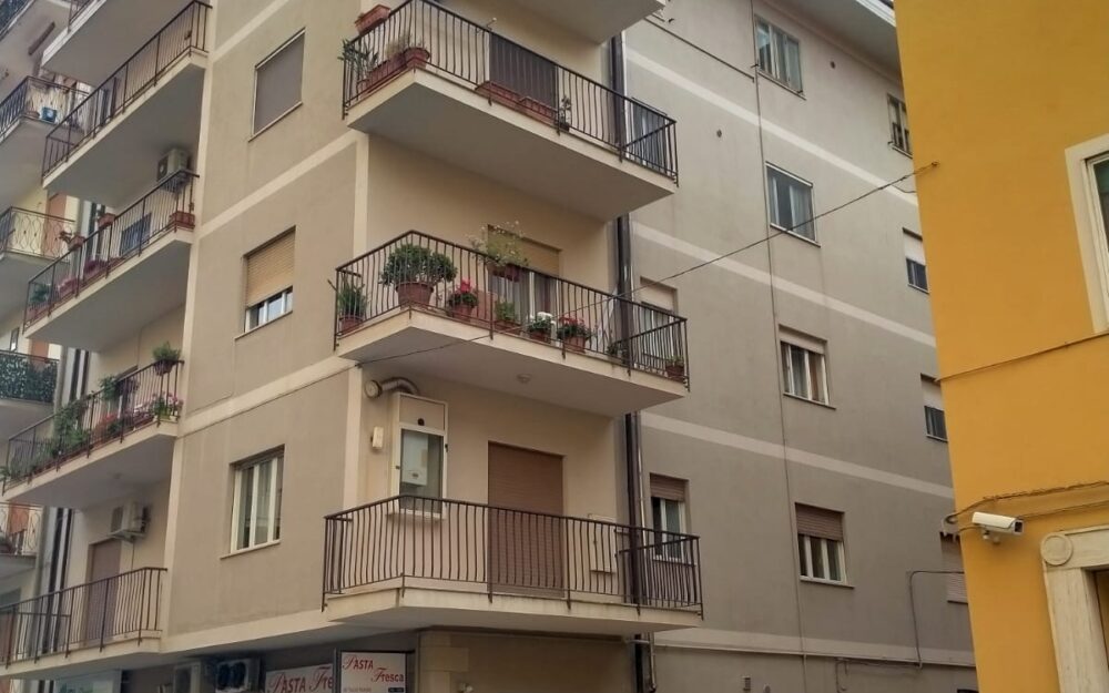 APPARTAMENTO – VIA ADDA- LAMEZIA TERME