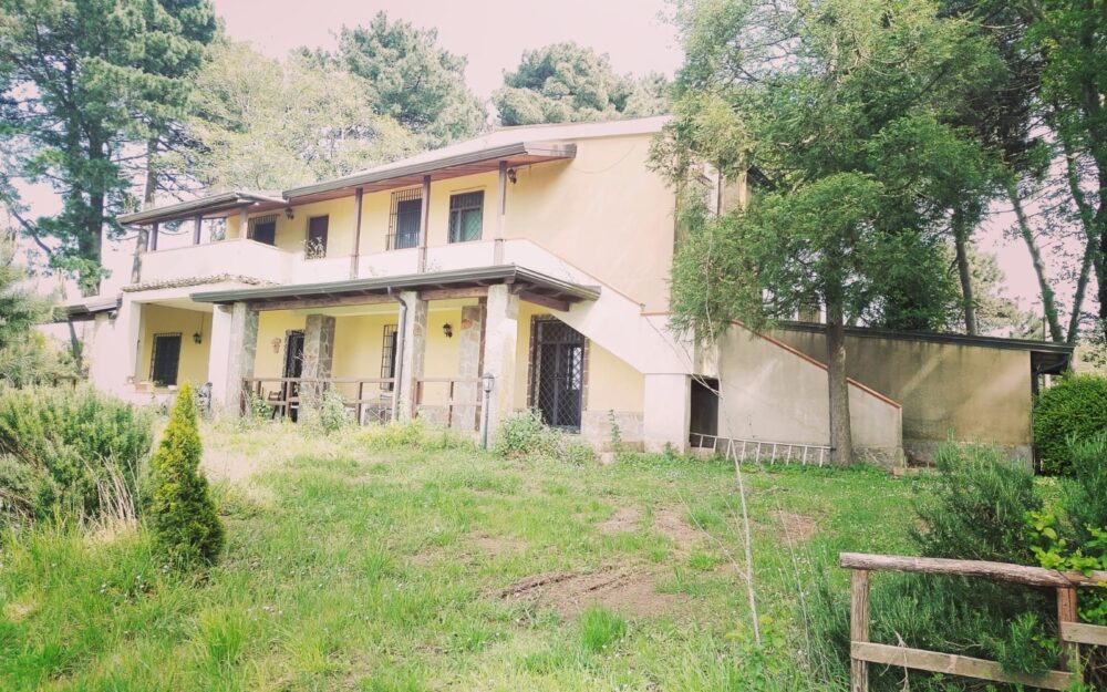 VILLA AUTONOMA -VIA PENDICI DI CORDA –  SAN PIETRO MAIDA